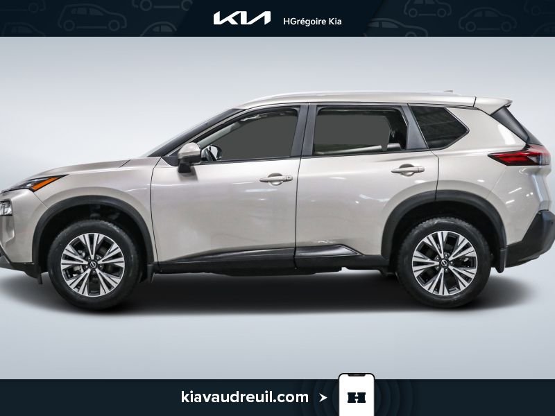 2023 Nissan Rogue SV Moonroof Beige