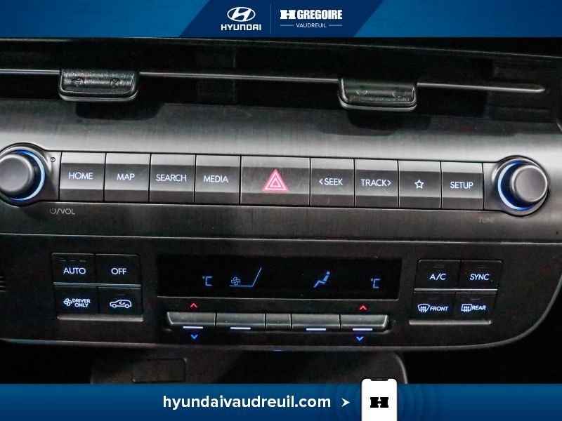 2024 Hyundai Kona Grey Blainville - photo #29
