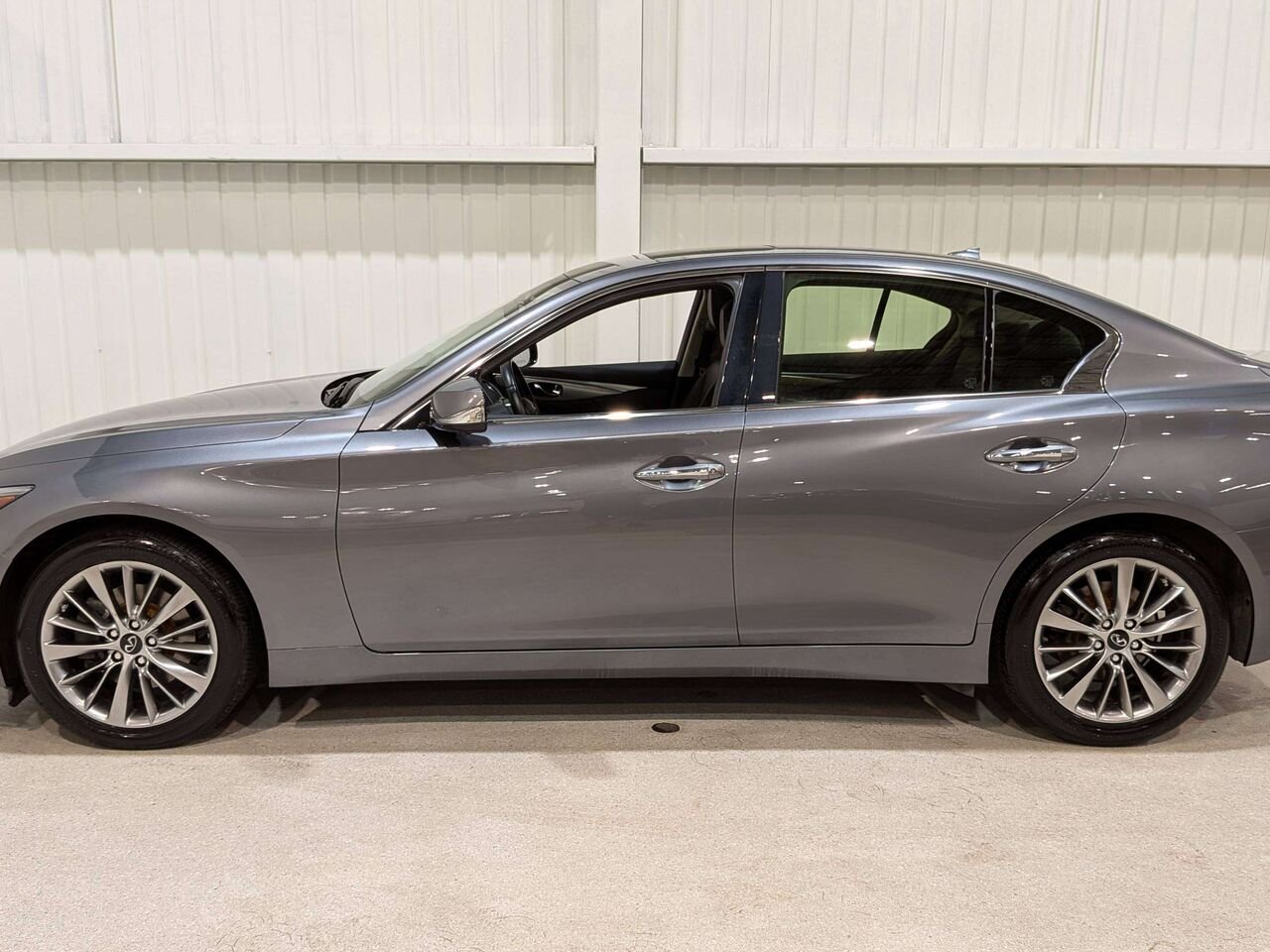 2024 INFINITI Q50 LUXE AWD Grey Val-David - photo #4