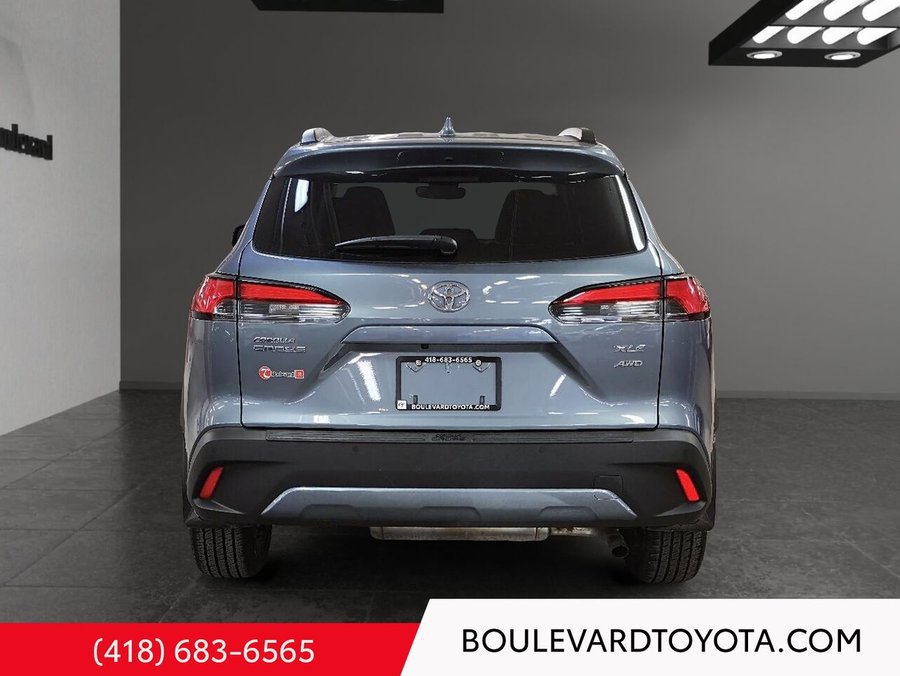 Toyota Corolla Cross XLE, AWD 2022 Argent