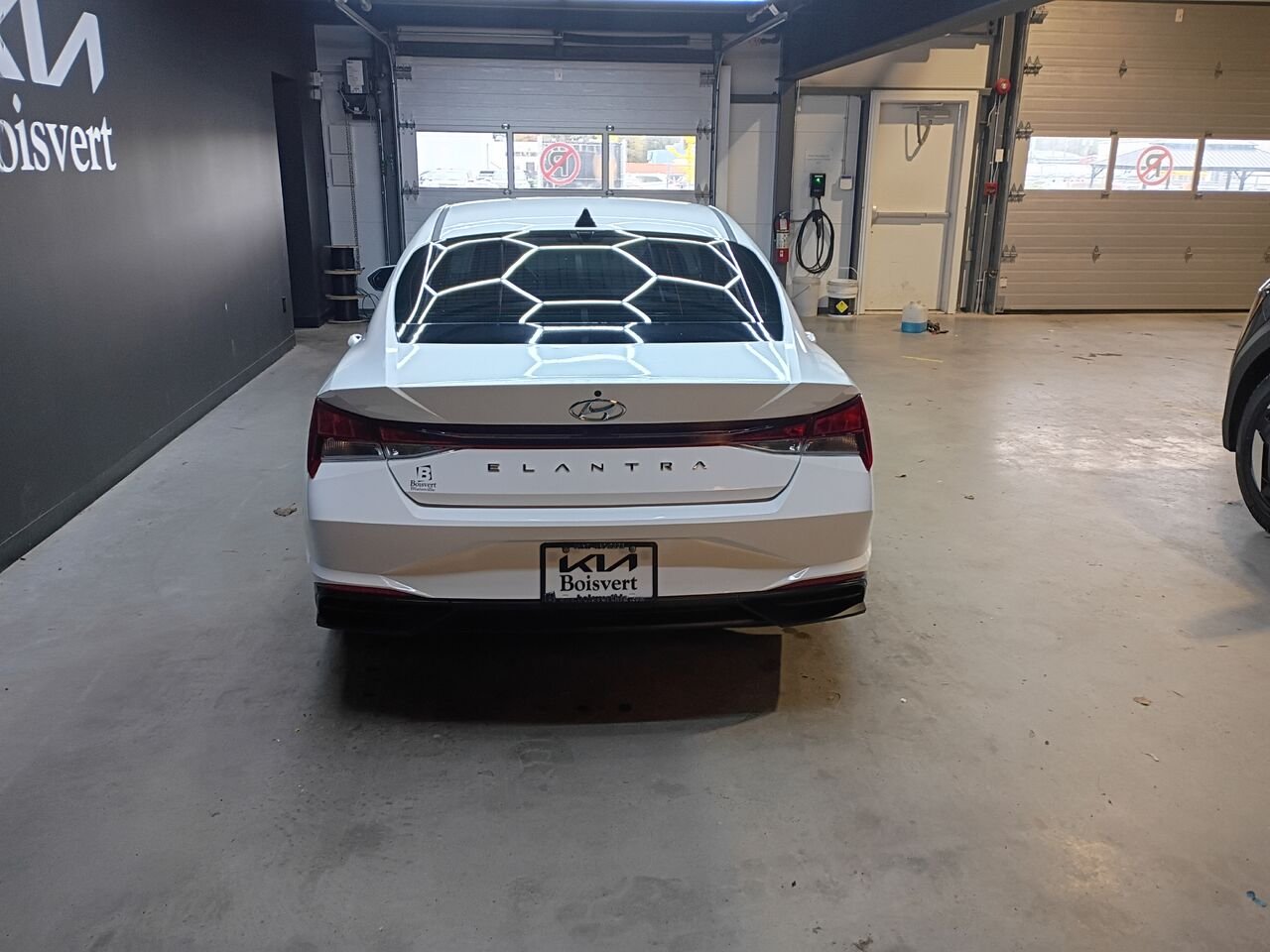 2021 Hyundai Elantra White Blainville - photo #6