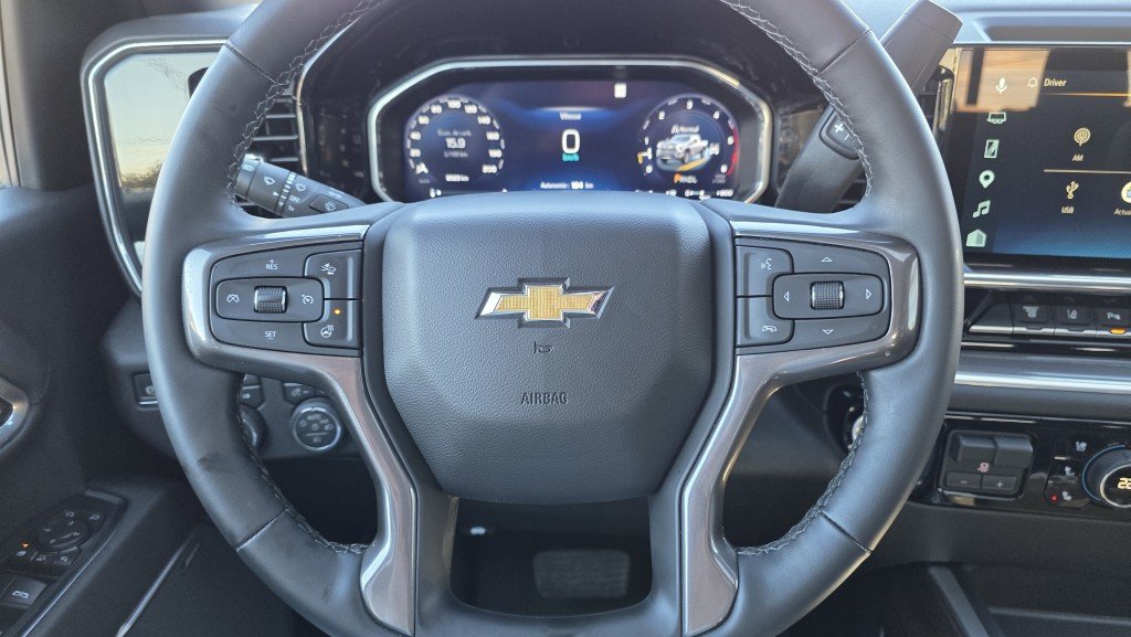 CHEVROLET Silverado 3500HD K3500 SILVERADO CREW CAB HIGH COUNTRY L/BOX DURAMAX DRW (3LZ) 2026 Noir Mont-Laurier - photo #15