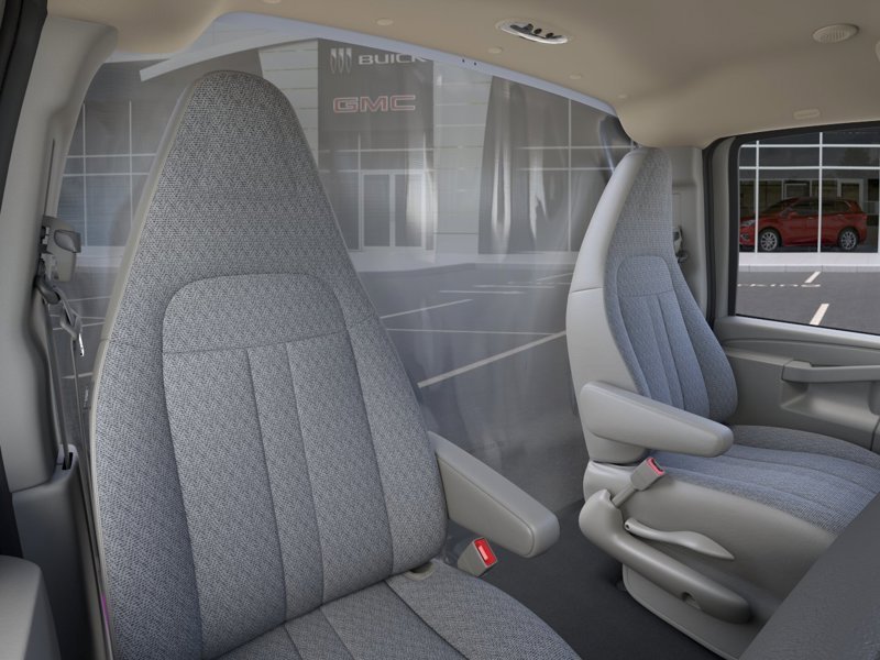 GMC FOURGONNETTE COMMERCIALE TRONQUÉE SAVANA 3500 fourgonnette 139 po 2026 Blanc Sherbrooke - photo #15