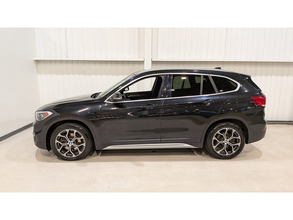 2020 BMW X1 xDrive28i Sports Activity Vehicle Black Val-David - photo #4