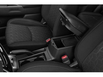Mitsubishi RVR SE