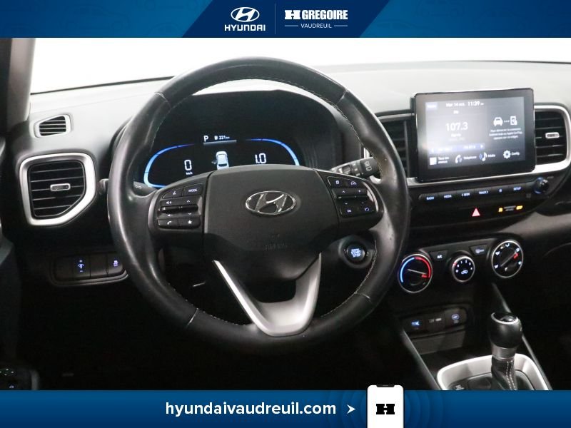 2024 Hyundai Venue Red Saint-Eustache - photo #19