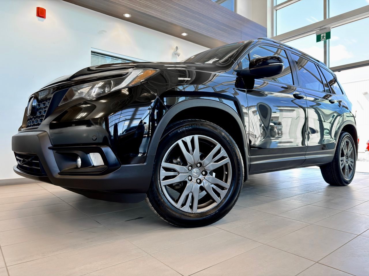 2020 Honda Passport Black Notre-Dame-des-Prairies - photo #1