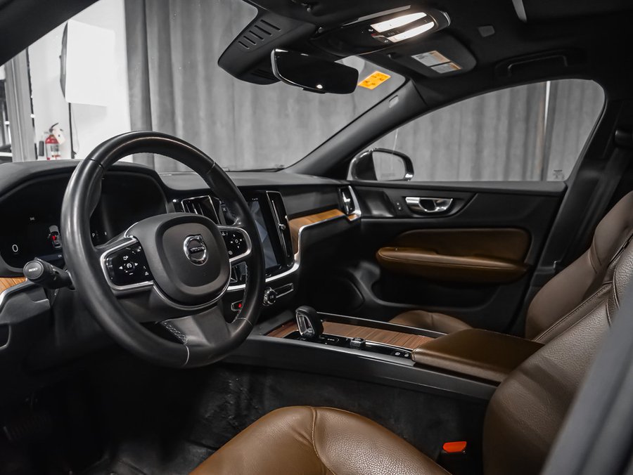 Volvo V60 Cross Country Plus 2023