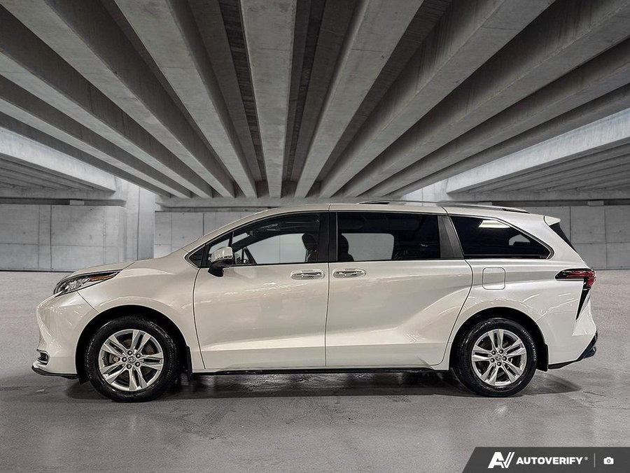 2024 Toyota Sienna Limited White