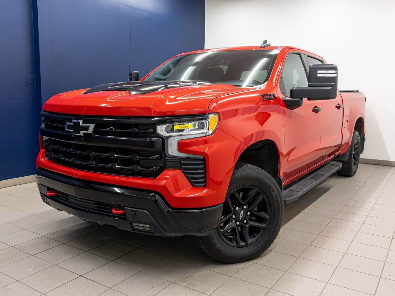 Chevrolet Silverado 1500 LT TRAIL BOSS CREW 4X4 *DIESEL* BOSE *GR. REMORQ 2023 Rouge Saint-Jérôme - photo #0