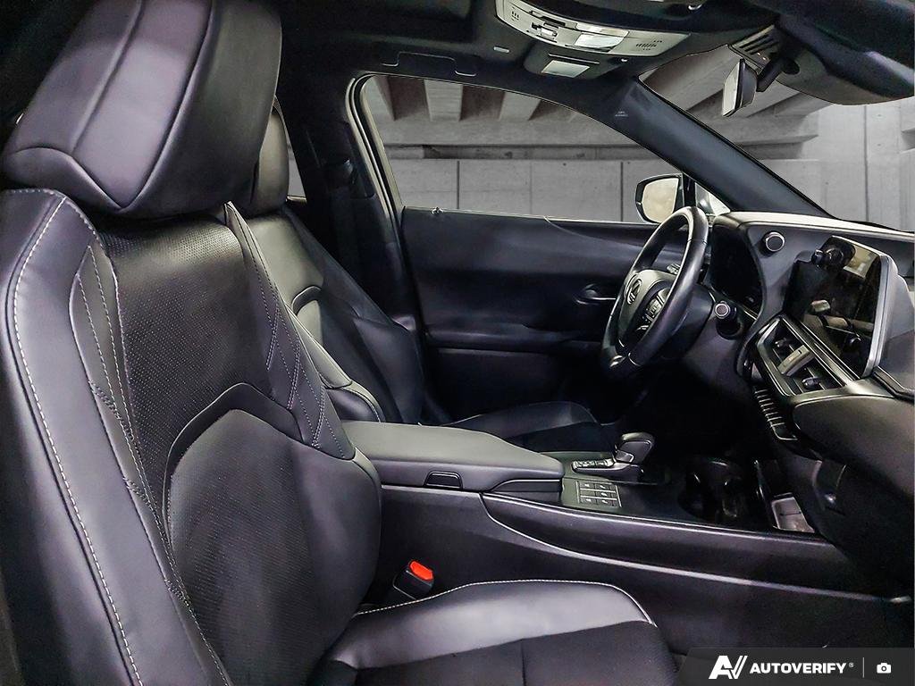 2025 Lexus UX 2600680A | UX 300h Black Edmonton - photo #21