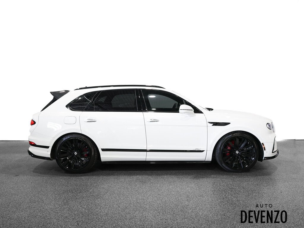 2021 Bentley Bentayga White Saint-Eustache - photo #1