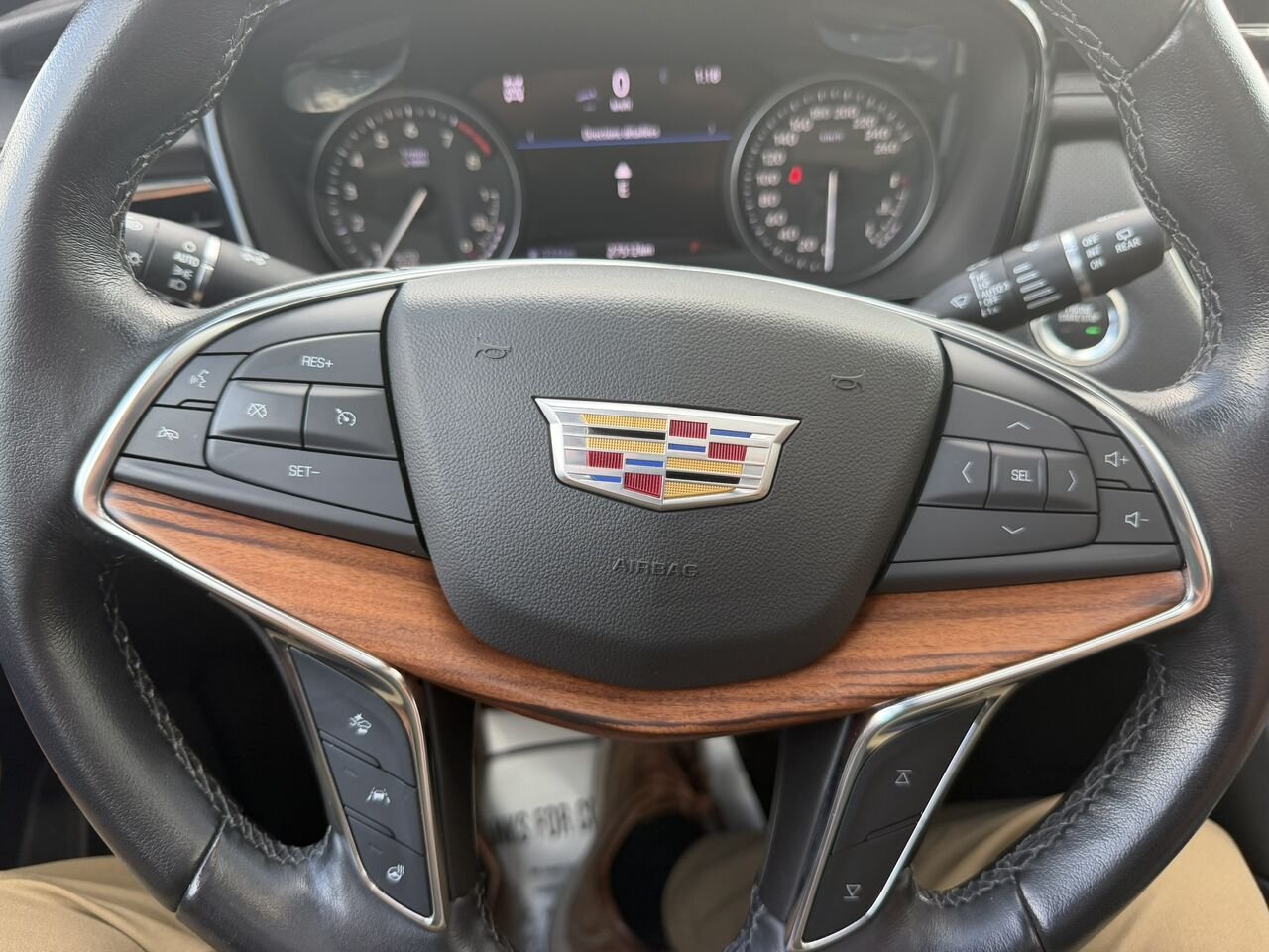 2022 Cadillac XT5 PREMIUM LUXURY AWD FINANCEMENT À PARTIR 3.99% Black Laval - photo #31