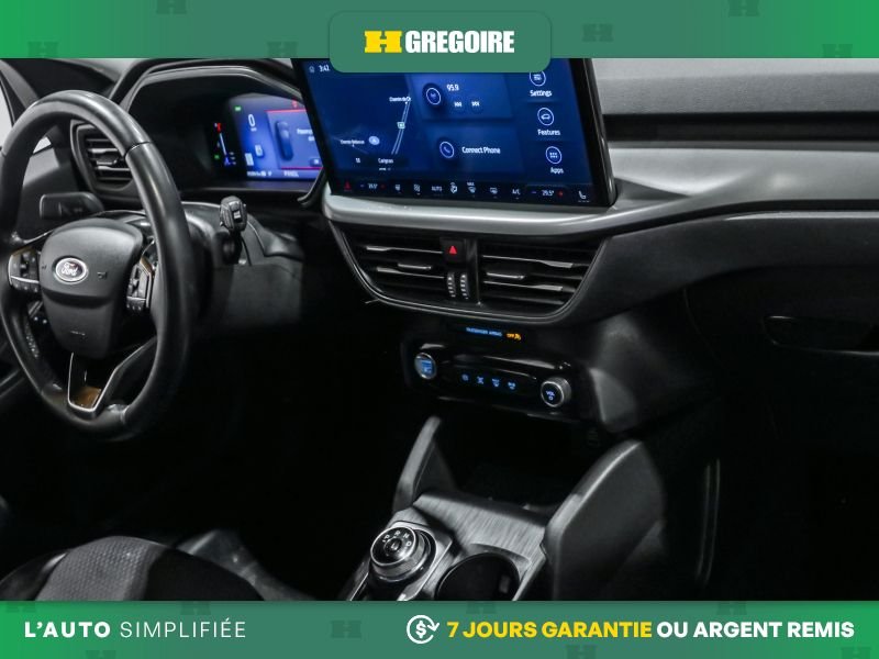 2024 Ford Escape Black Carignan - photo #25