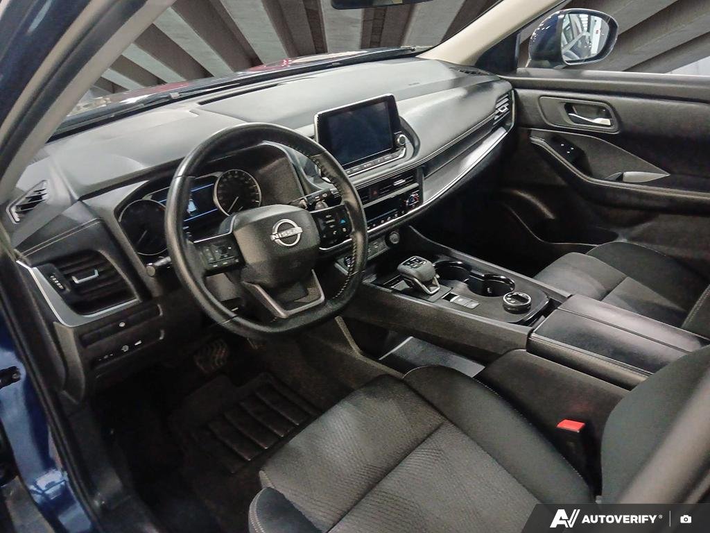 2025 Nissan Rogue 264051 | AWD SV Moonroof Blue Edmonton - photo #12