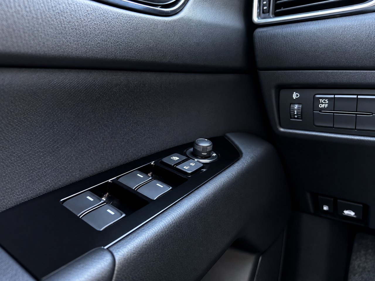 2021 Mazda CX-5 Blue Châteauguay - photo #15
