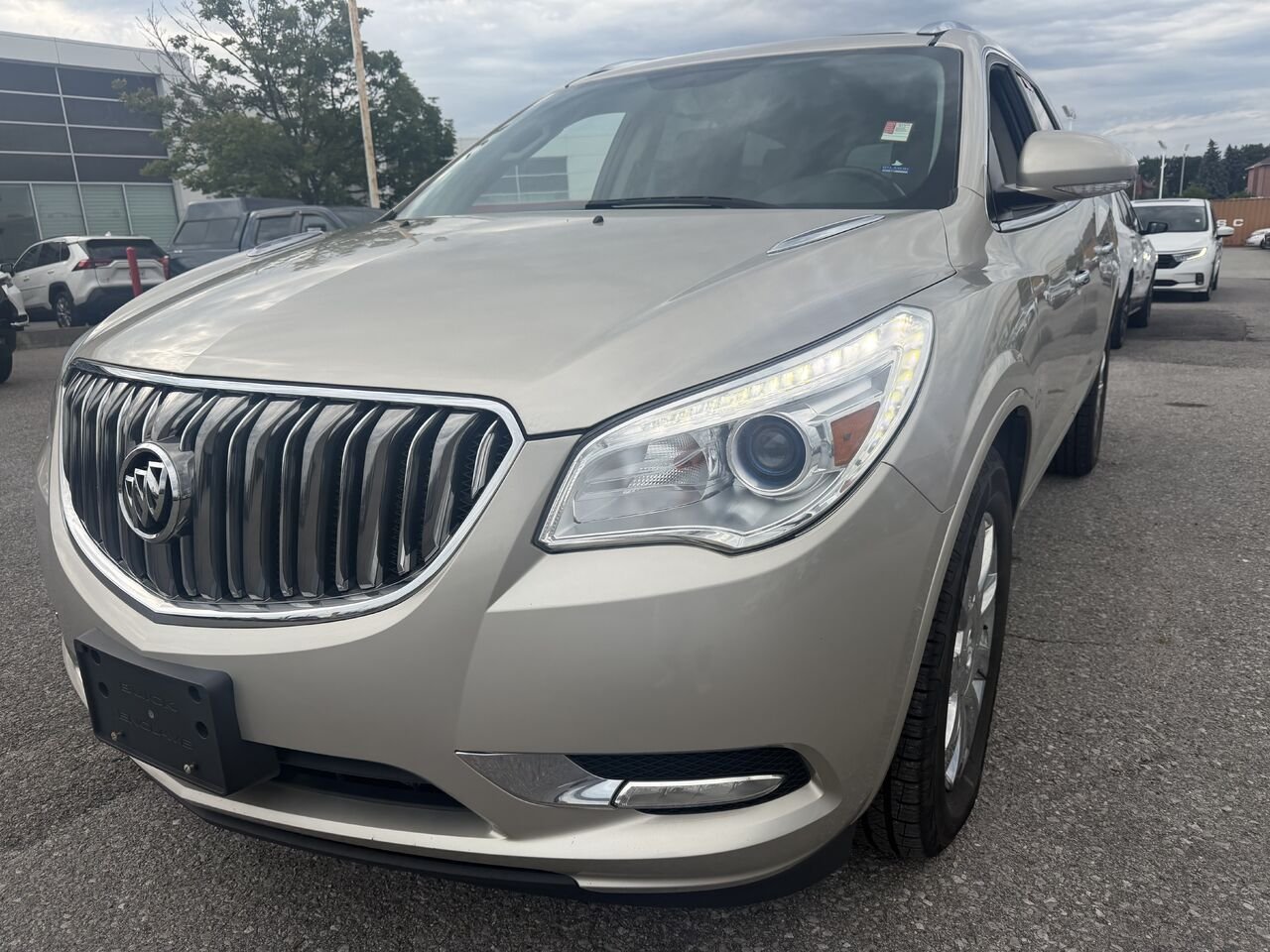 BUICK ENCLAVE 4 portes à TI, Cuir 2017 Beige Ottawa & Gatineau - photo #0