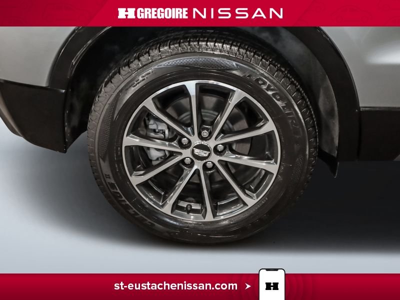 2025 Cadillac XT4 Silver Laval - photo #13