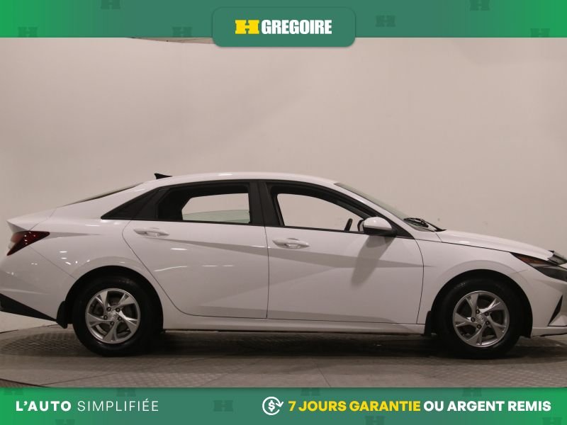 2023 Hyundai Elantra White Laval - photo #10