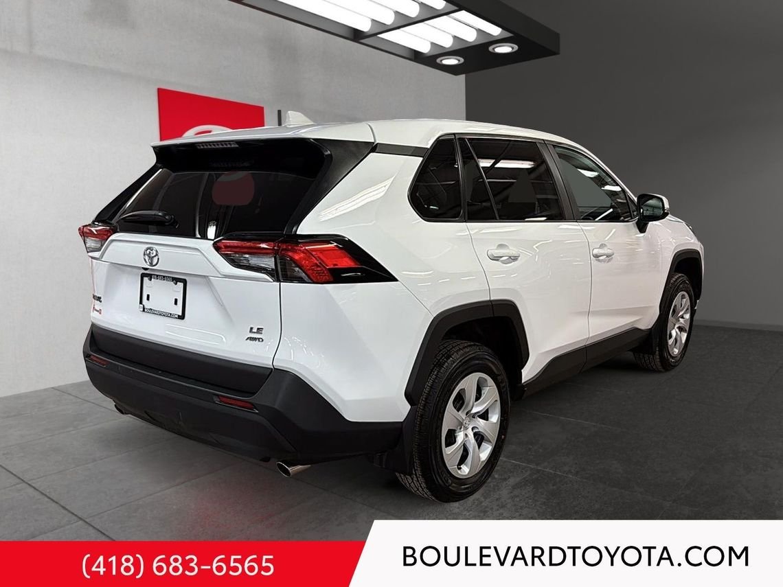 Toyota RAV4 531716-114 | LE 2024 Blanc Québec - photo #4