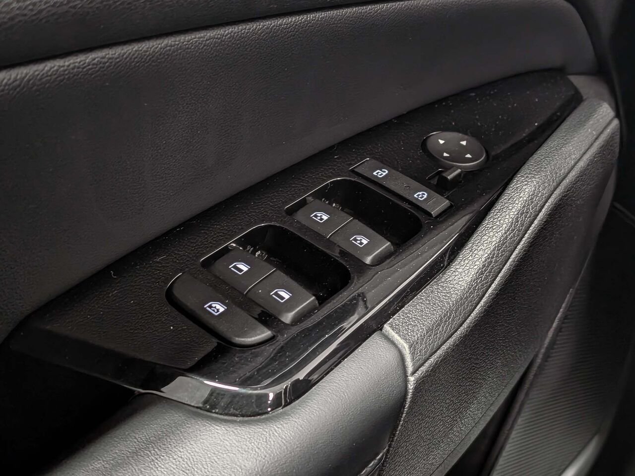Kia Sportage AWD EX Toit Pano Cuir Sièges et Volant Chauffants 2023 Blanc Sherbrooke - photo #15