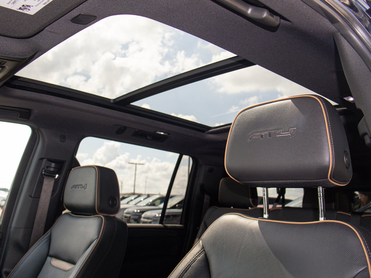 2024 GMC Yukon XL 4WD 4dr AT4 Black Sherwood Park - photo #19