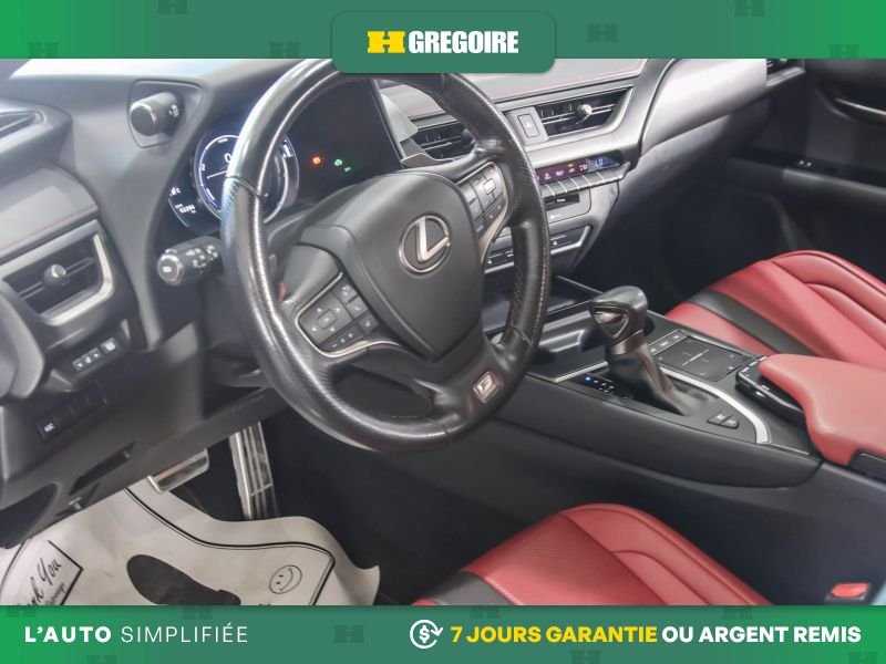 Lexus UX 2020 Blanc Blainville - photo #22