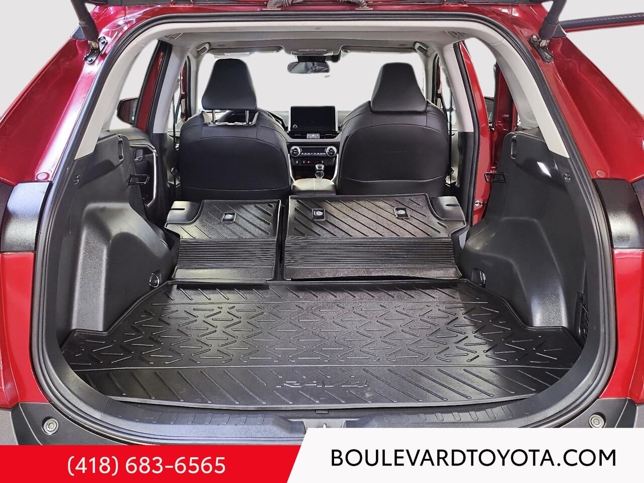 Toyota RAV4 100406A-79 | TRAIL, AWD 2024 Rouge Québec - photo #21
