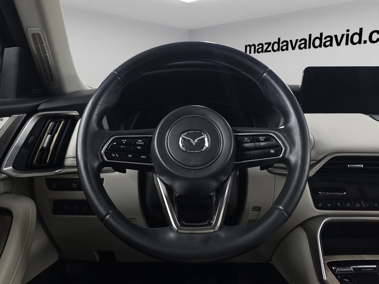 2024 Mazda CX-90 hybride rechargeable GT Red Val-David - photo #15