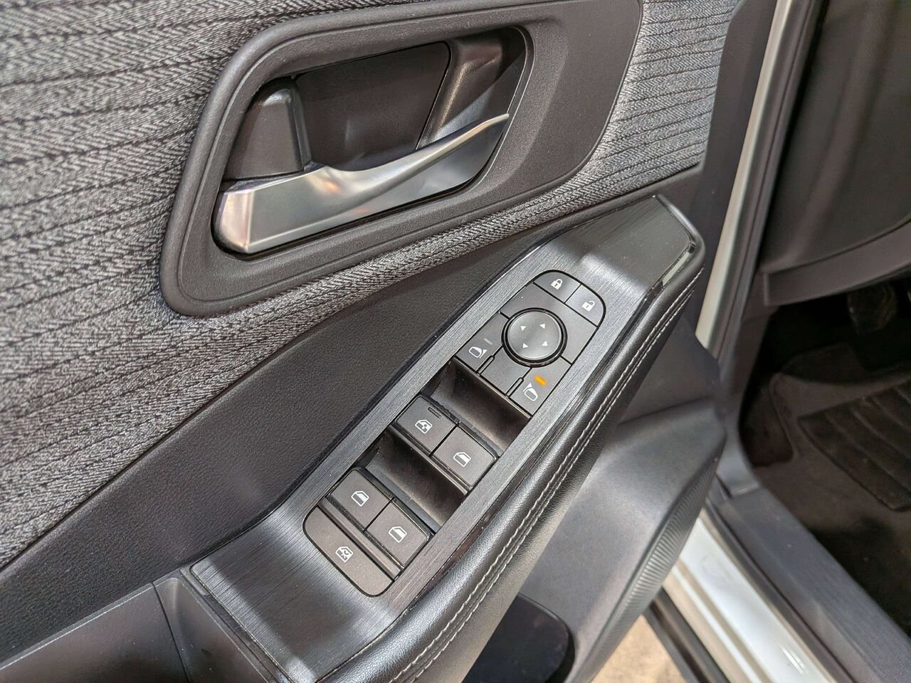 Nissan Rogue 2023 Blanc Val-David - photo #34