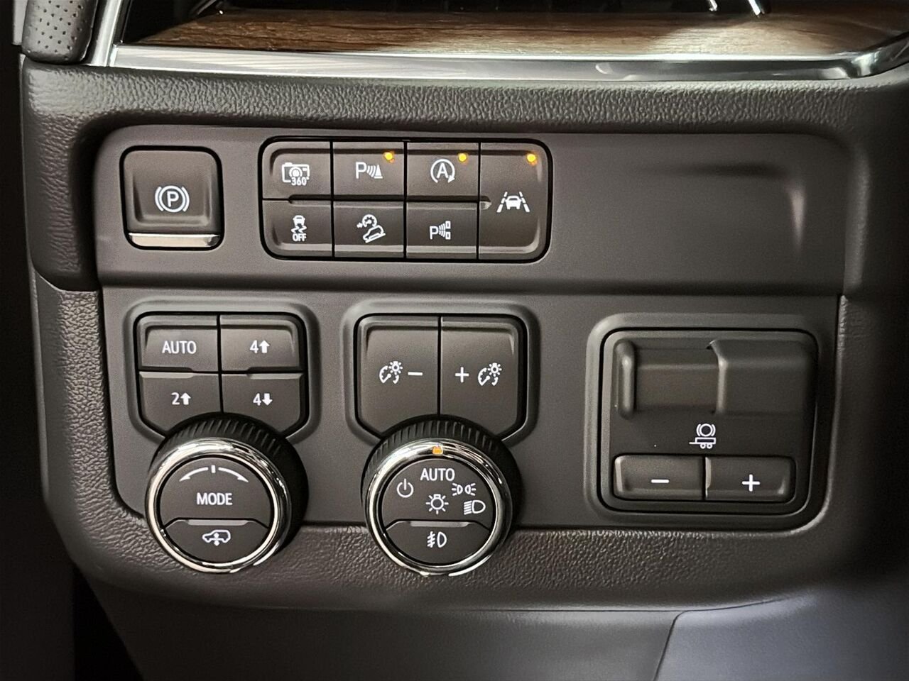 CHEVROLET Suburban HIGH COUNTRY 2027 NOIR Saint-Hyacinthe - photo #16