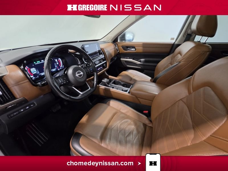 Nissan Pathfinder 2024 Blanc Laval - photo #15