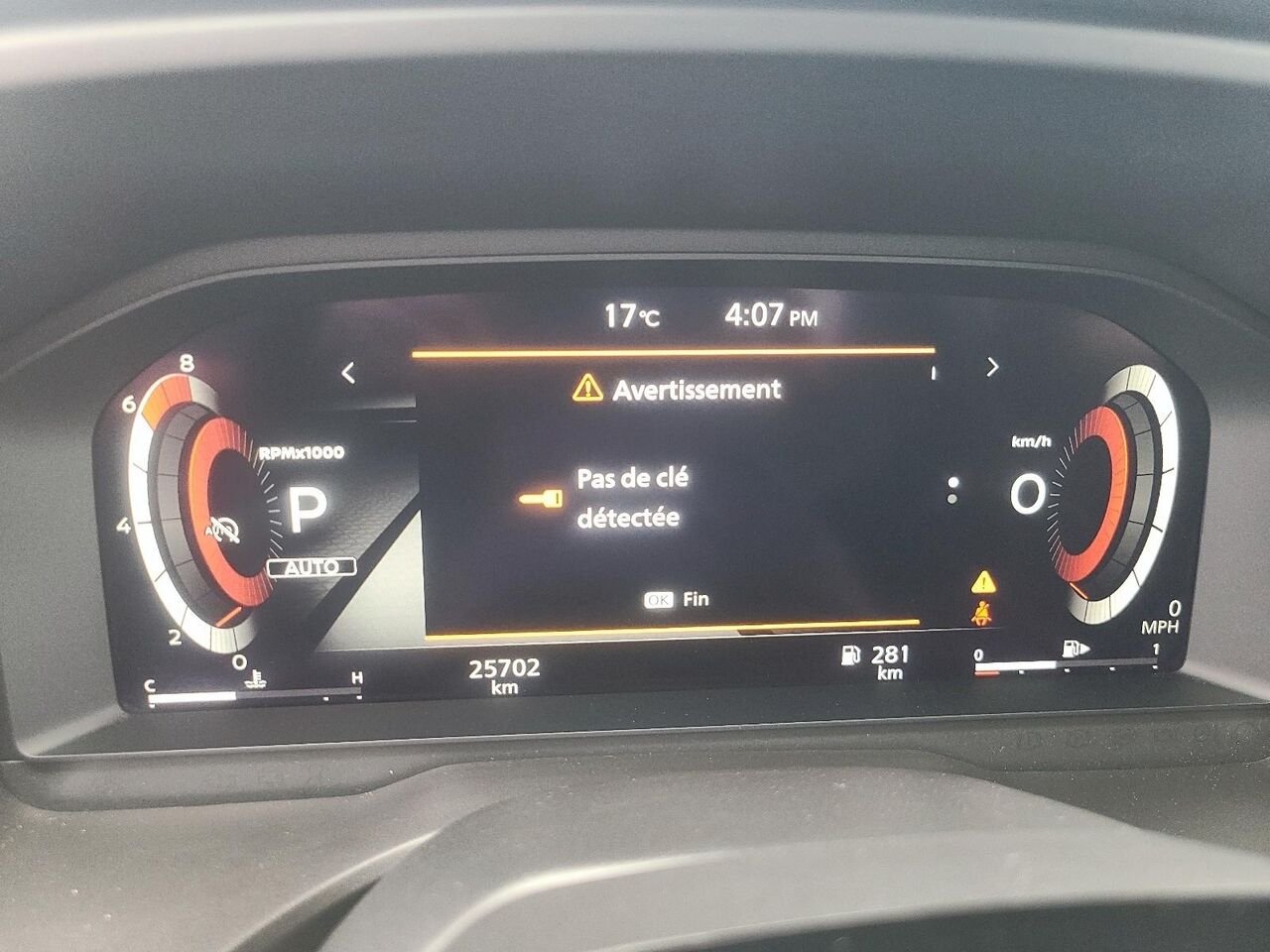 2025 Nissan Rogue PLATINE Grey Québec - photo #15