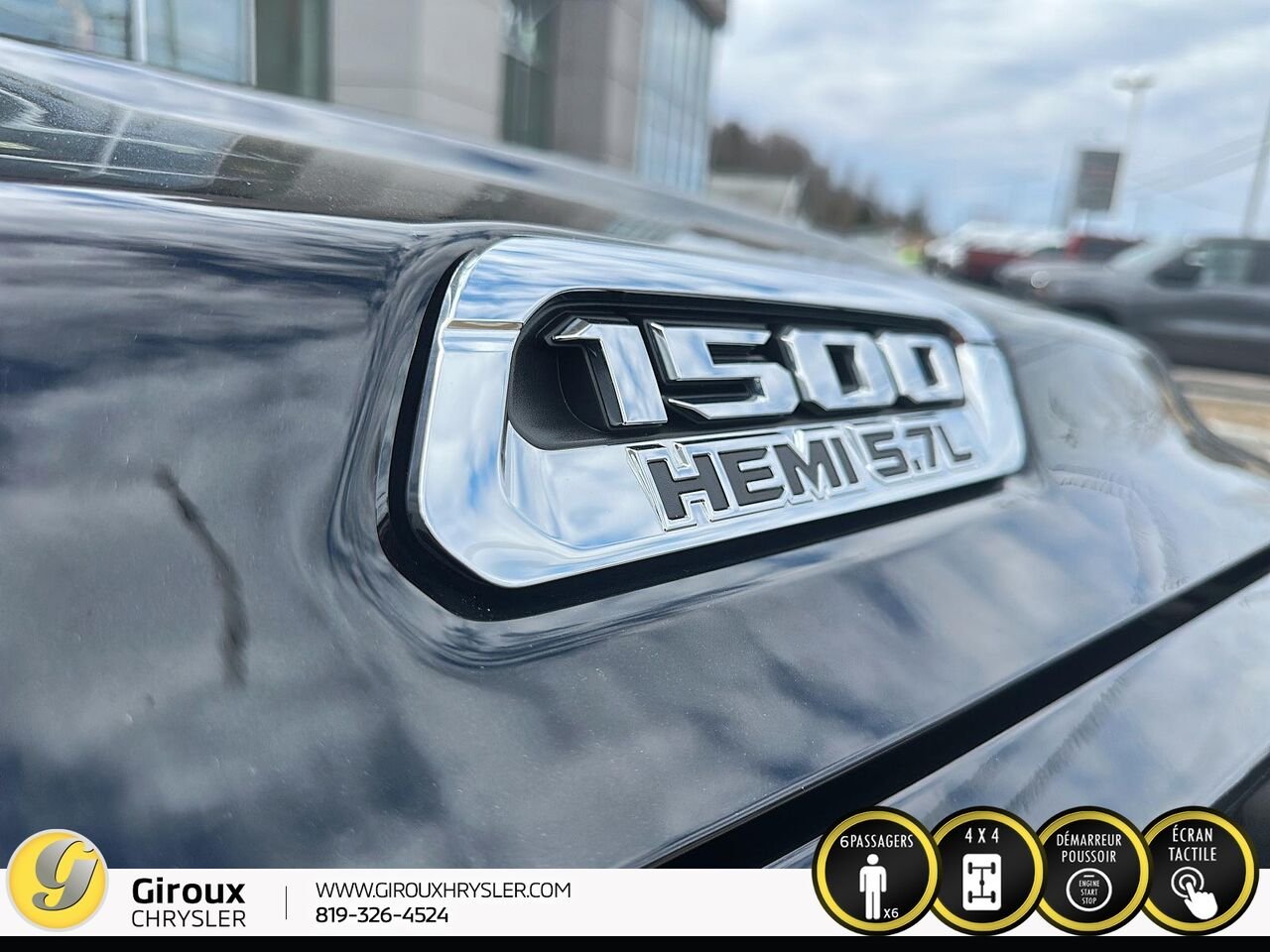 2022 RAM 1500 Grey Sainte-Agathe-des-Monts - photo #8