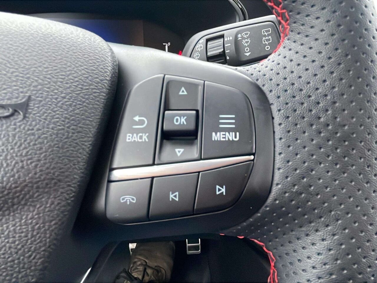 Ford Escape 2023 Blanc Gatineau - photo #13
