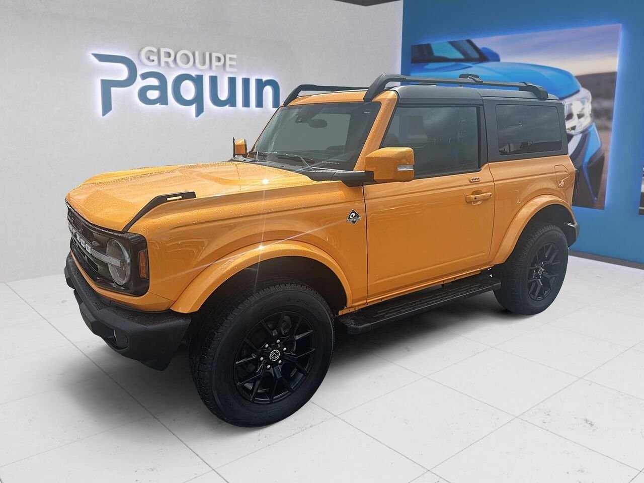 2022 Ford Bronco Orange Rouyn-Noranda - photo #0