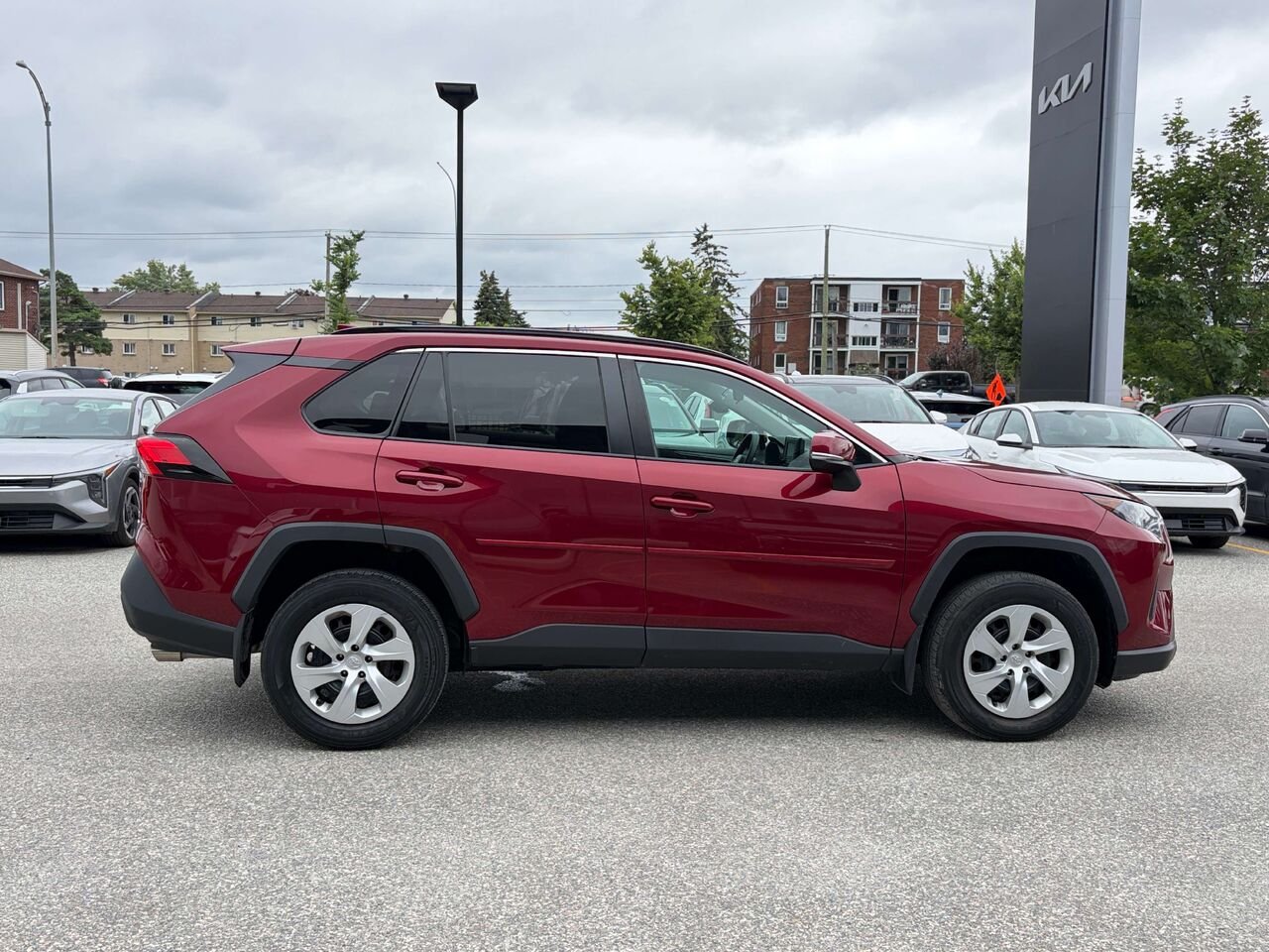 2020 Toyota RAV4 Red Gatineau - photo #5