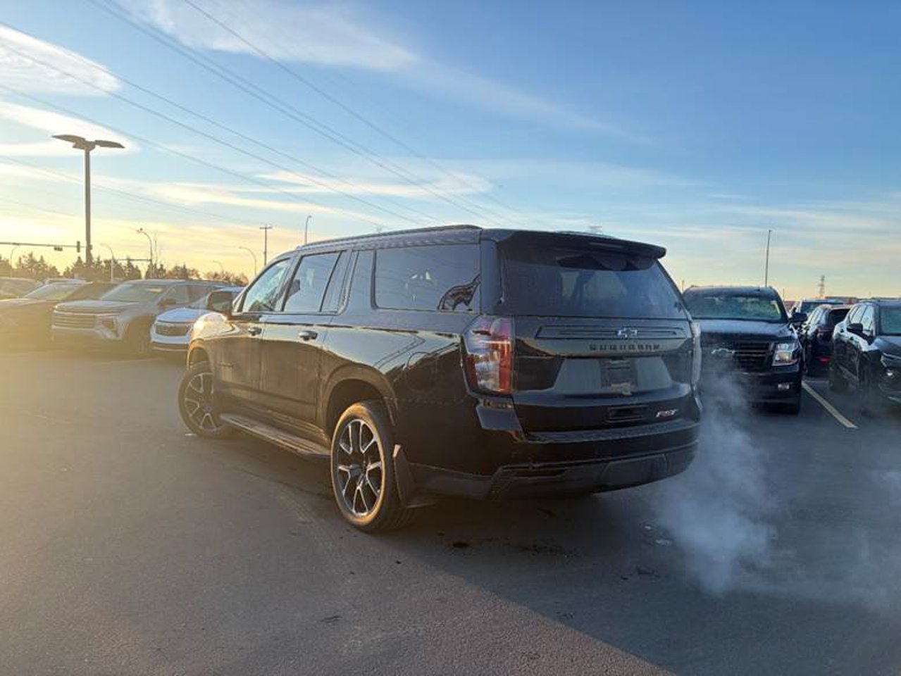 2023 Chevrolet Suburban 4WD 4dr RST Black Sherwood Park - photo #3