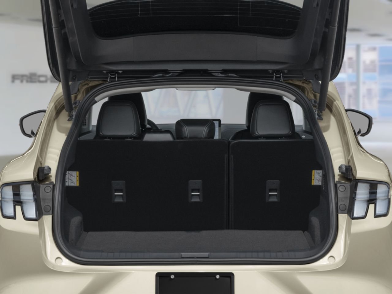 2026 Ford Mustang Mach-E Shadow Black Montmagny - photo #6