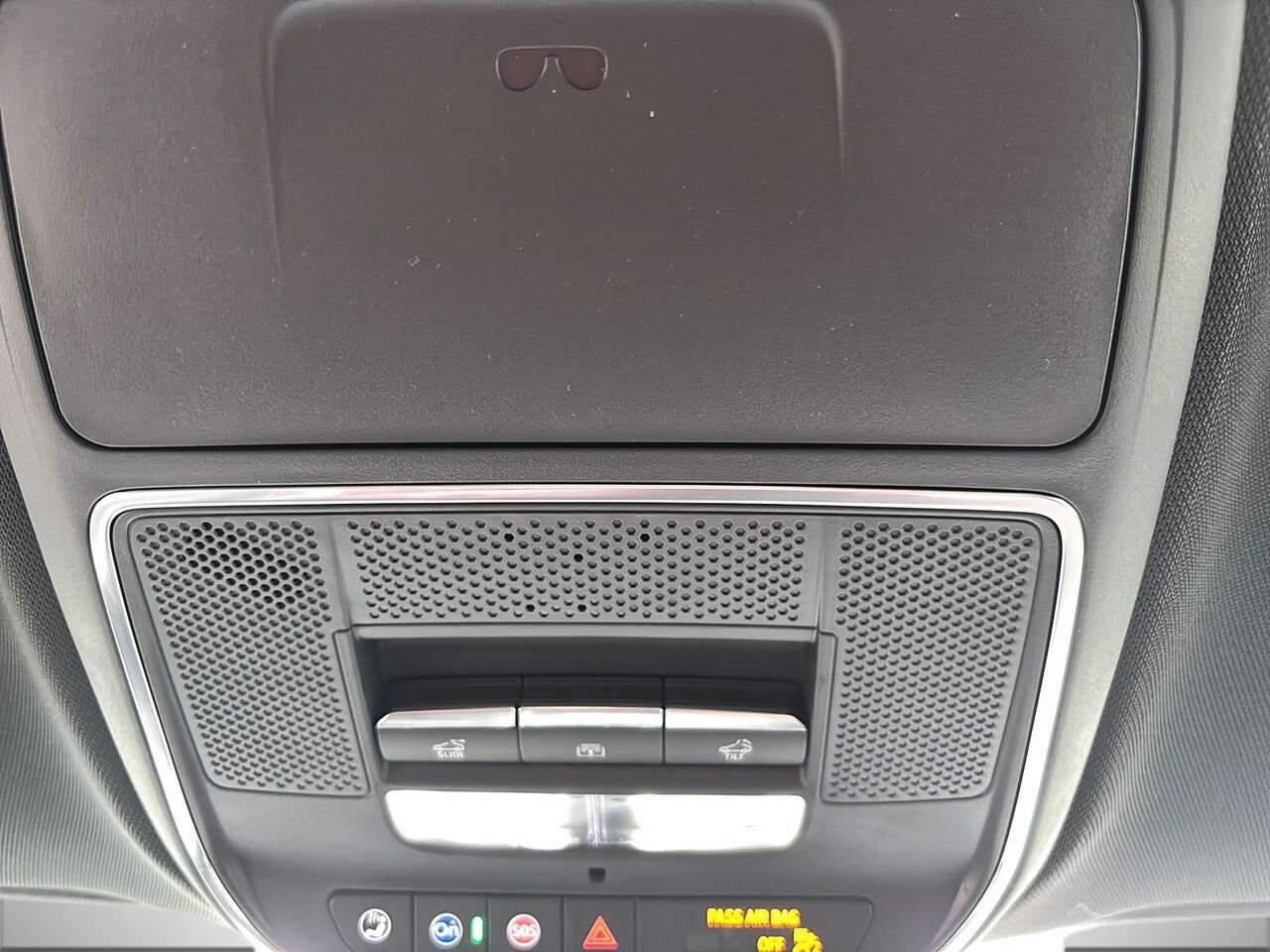 CHEVROLET Traverse RS 2026 BLANC POLAIRE, TRIPLE COUCHE Saint-Hyacinthe - photo #14