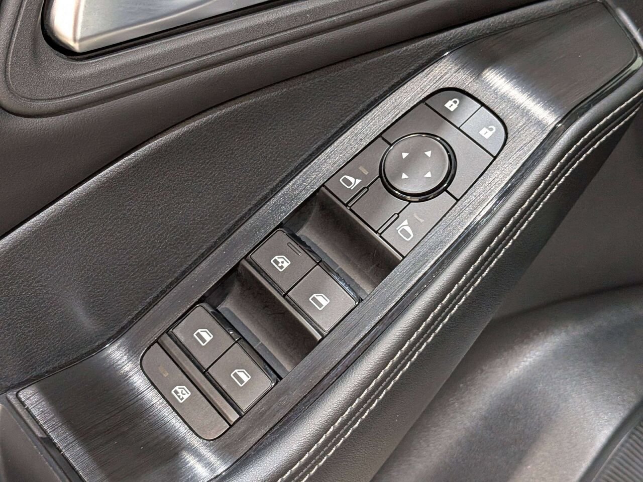 2024 Nissan Rogue AWD SV Moonroof Grey Val-David - photo #35