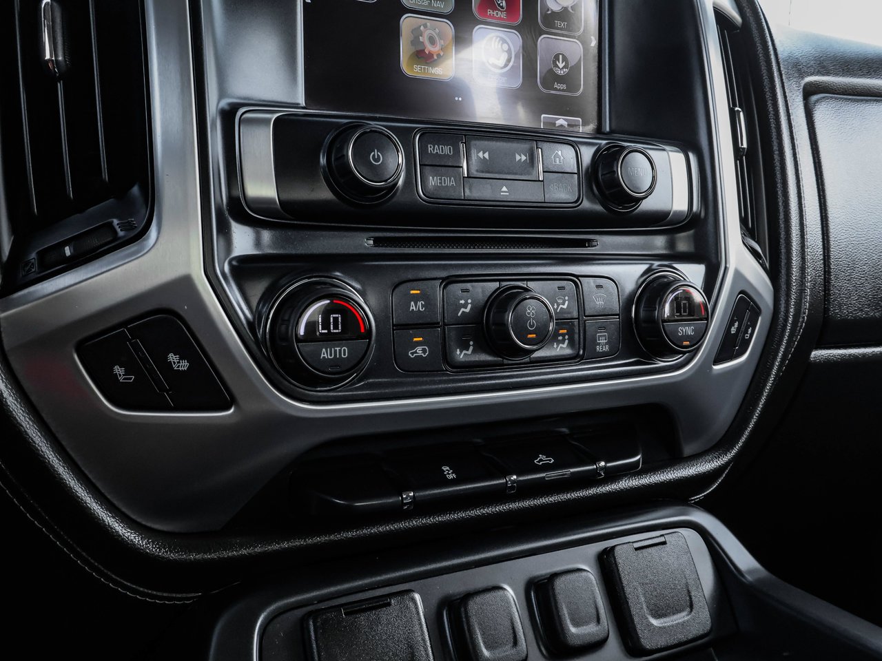 2017 GMC Sierra 1500 4WD Crew Cab 143.5 SLE Black Sherwood Park - photo #28