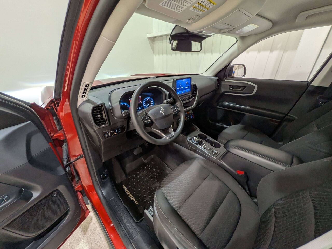 2023 Ford Bronco Sport Base 4x4 Red Val-David - photo #9