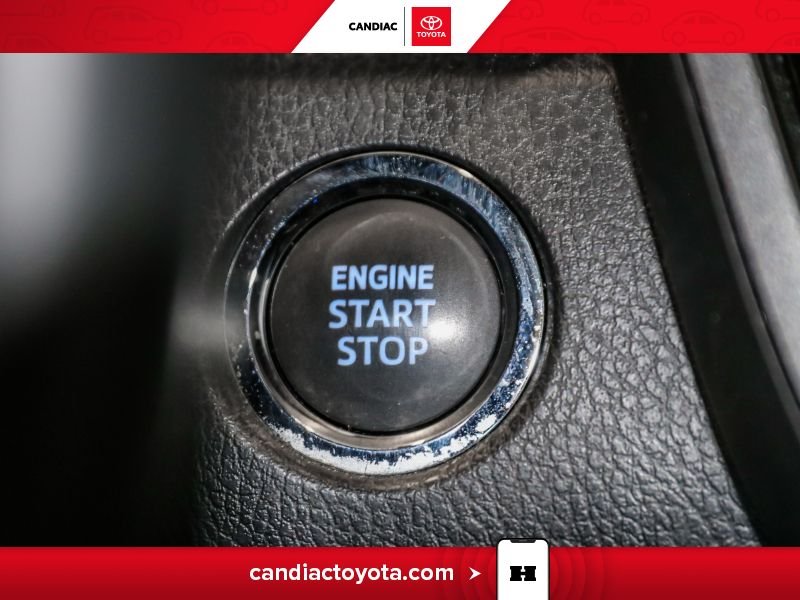 2023 Toyota Camry Black Laval - photo #22