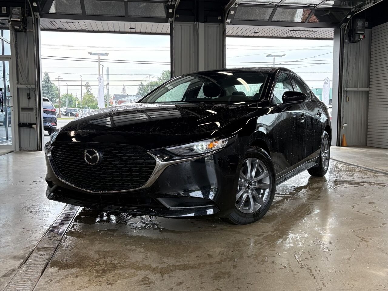 2026 MAZDA Mazda3 GX Jet Black Mica Châteauguay - photo #0