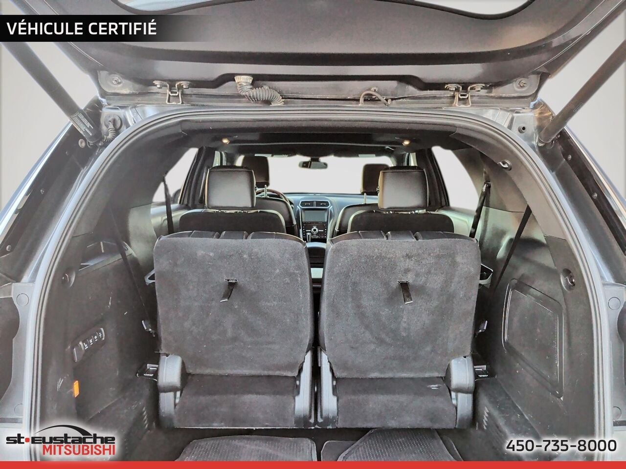 2019 Ford Explorer Silver Saint-Eustache - photo #5