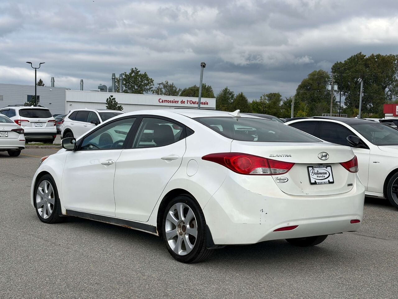 2013 Hyundai ELANTRA Limited White Gatineau - photo #3