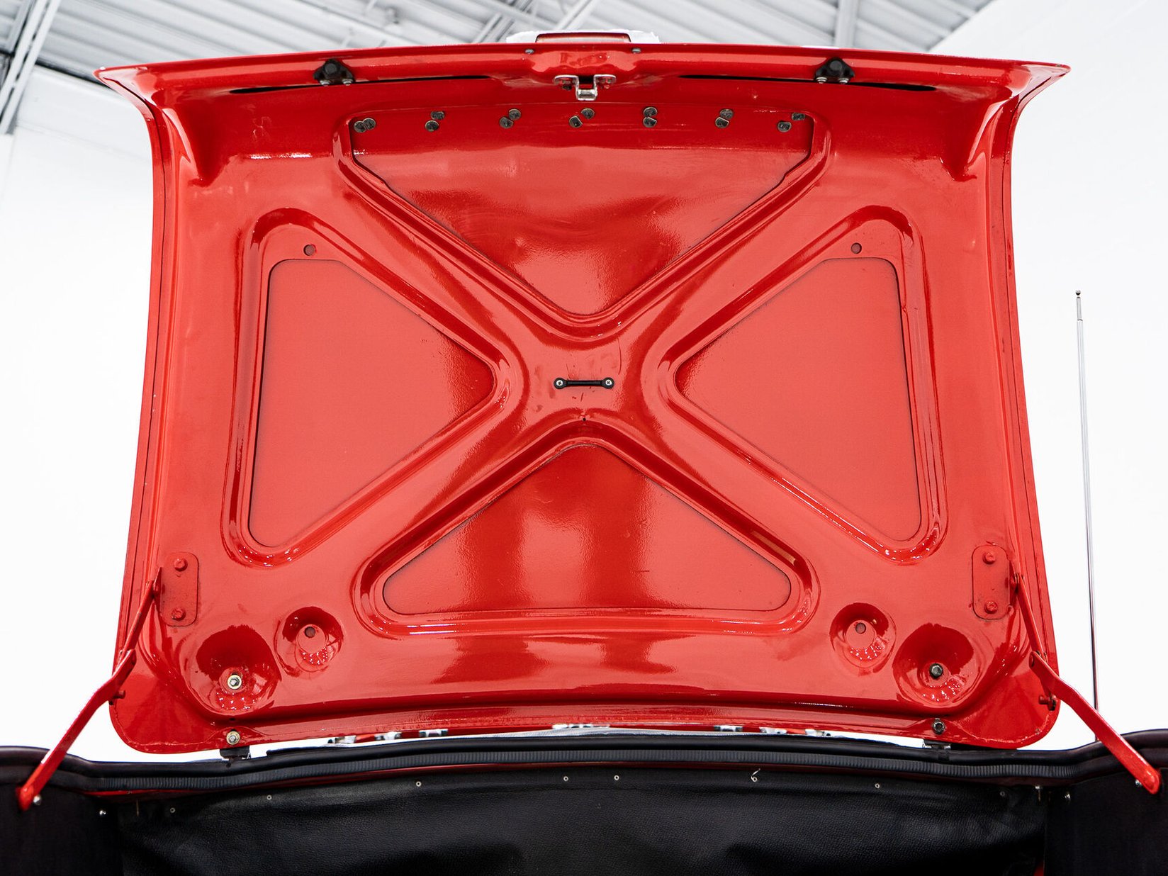 Sunbeam Tiger Unrestored with single repaint **PRIX EN USD** 1967 Rouge Montréal - photo #84