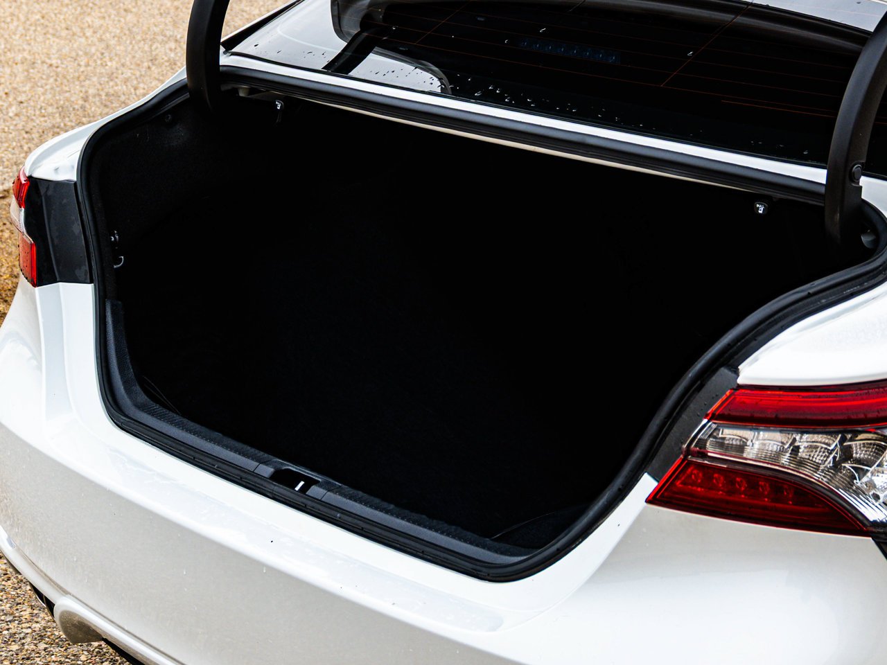 2021 Toyota Camry XSE Auto Wind Chill w/Black Roof Sherwood Park - photo #16