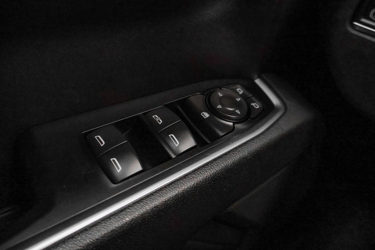 2026 Chevrolet Silverado 1500 4WD Crew Cab 147 LT Red Sherwood Park - photo #15